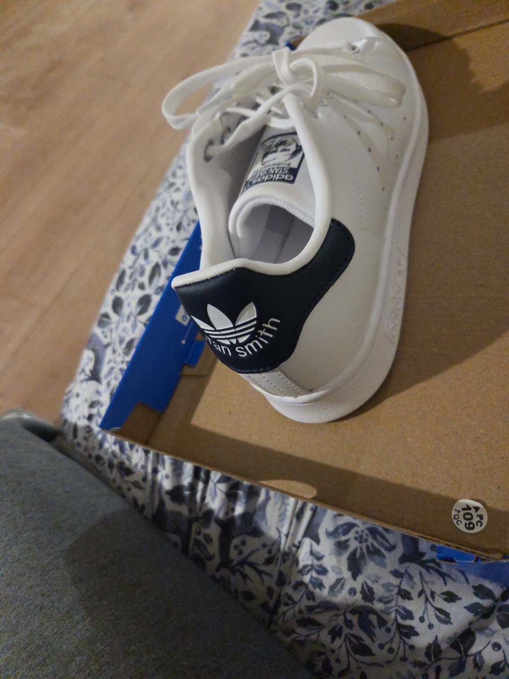 adidas Stan Smith White Sneakers with Navy Heel Tab